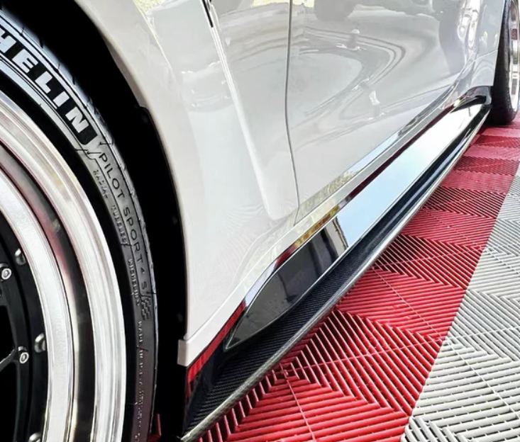 BMW G80/G81/G82/G83 Carbon Fiber Side Skirts