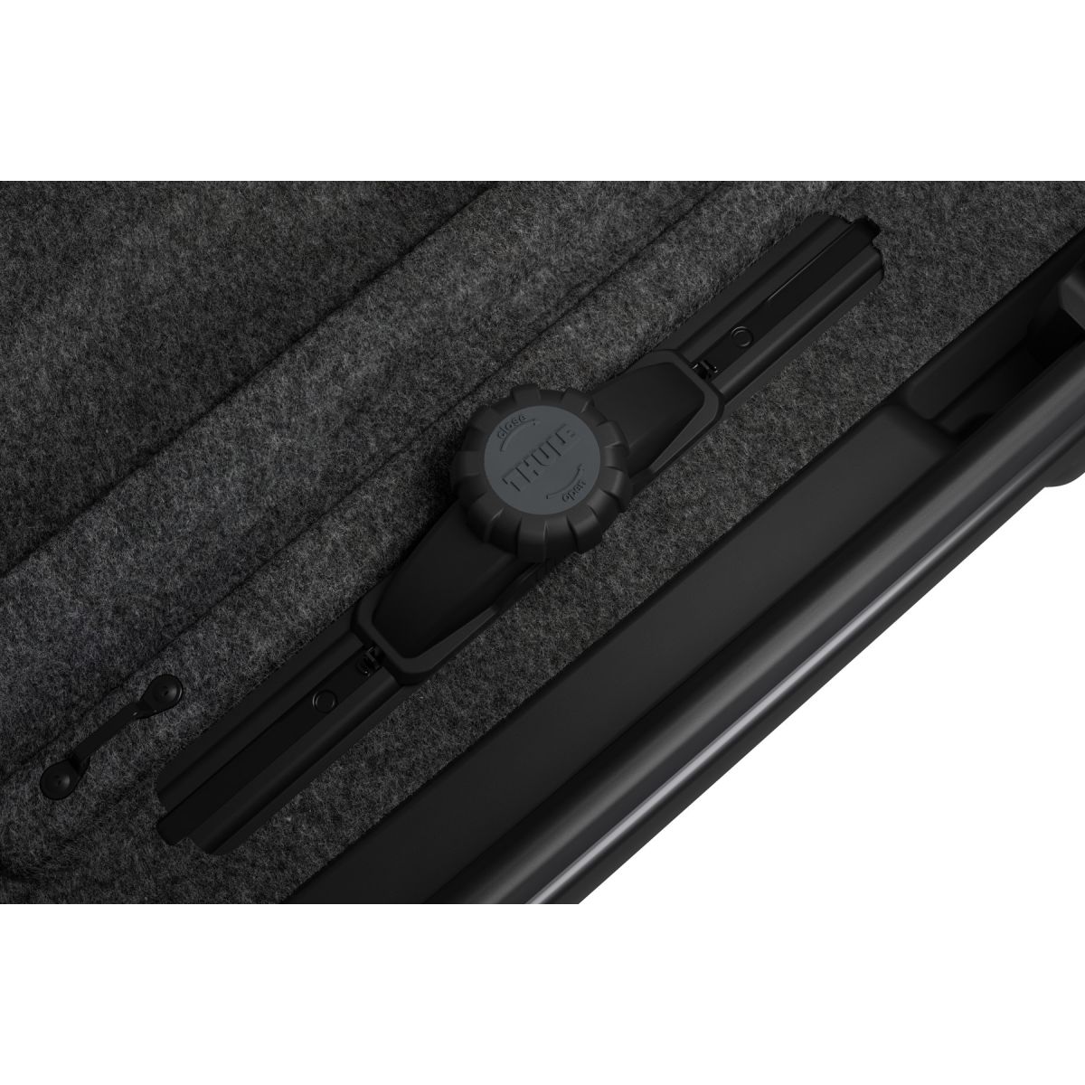 Thule Vector L