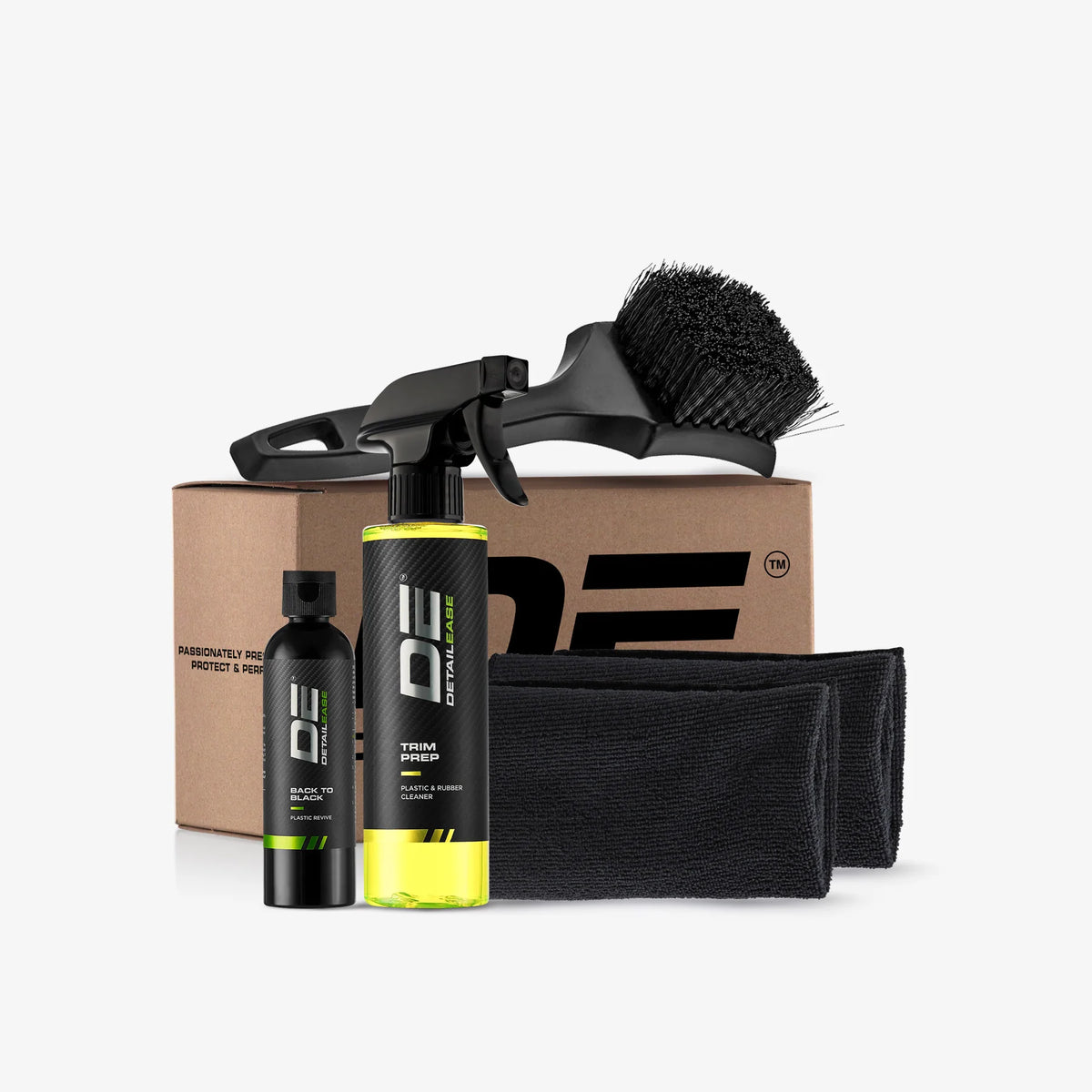 Detailease Back To Black – Plastic Revive Kit