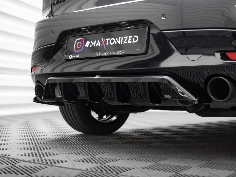 MAXTON DESIGN CENTRAL REAR SPLITTER VERTICAL BARS MAZDA 3 MK4 — photo 2