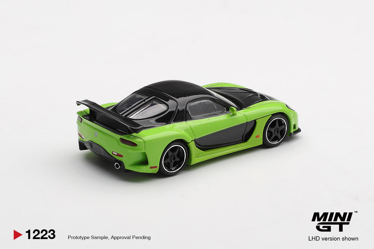 Mini GT – Mazda RX-7 Veilside Fortune7 Green – product view 3