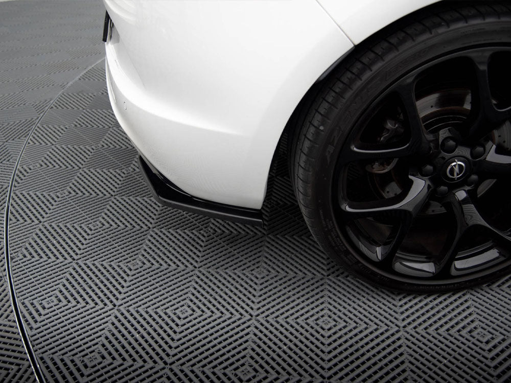 MAXTON DESIGN REAR SIDE SPLITTERS OPEL ASTRA J OPC / VXR — photo 4