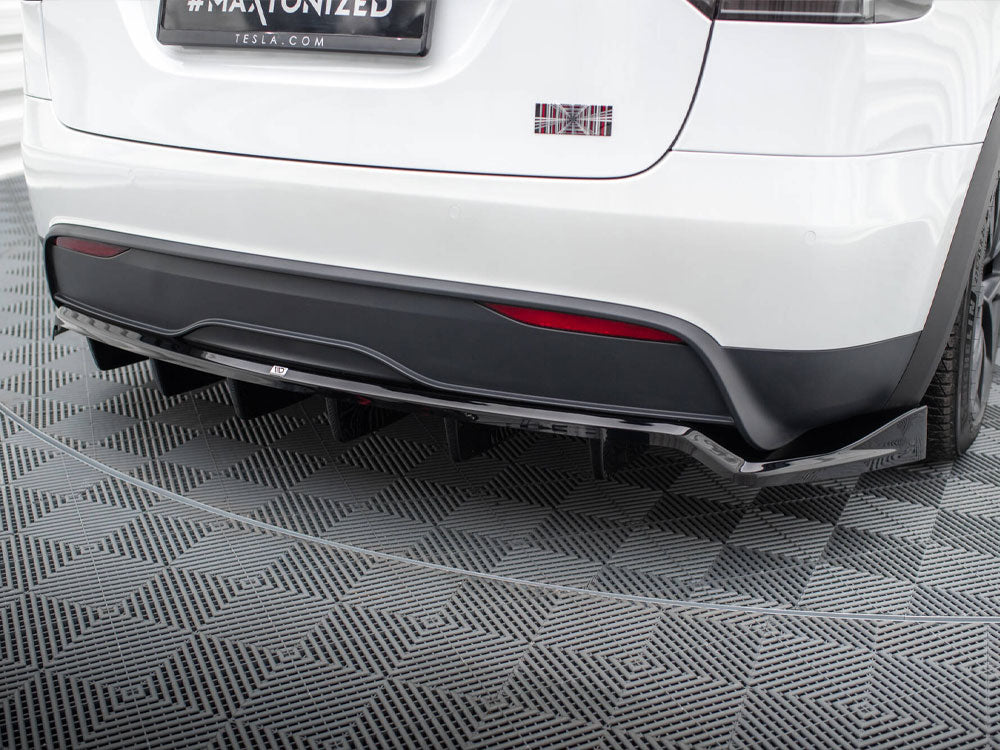 MAXTON DESIGN REAR SPLITTER V1 TESLA MODEL X MK1 FACELIFT — photo 4