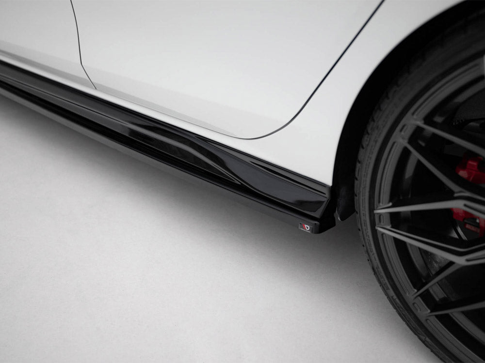 MAXTON DESIGN SIDE SKIRTS DIFFUSERS VOLKSWAGEN GOLF GTI / GTI CLUBSPORT / R-LINE MK8 — photo 5