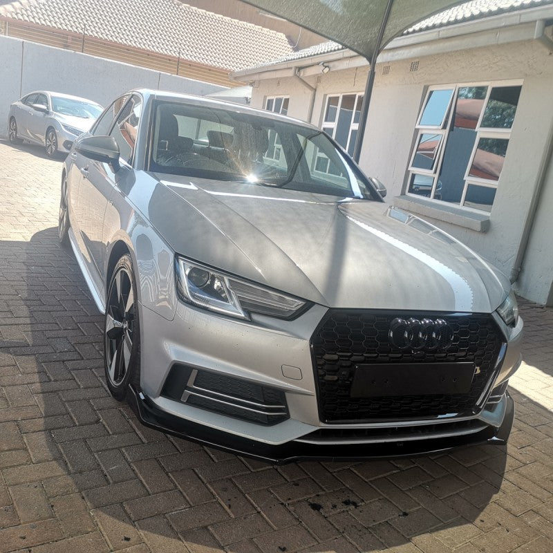 A4 B9 16-19 RS grille w/badge