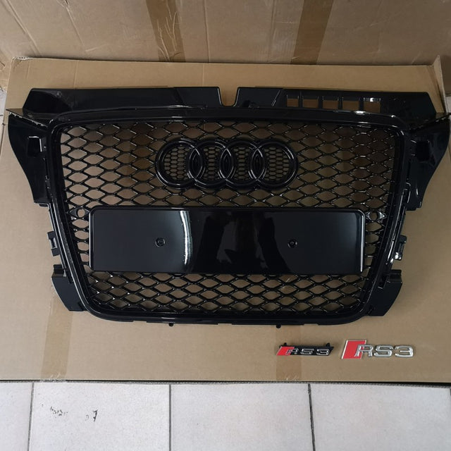 A3 8P2 09-12 RS style grille w/badge