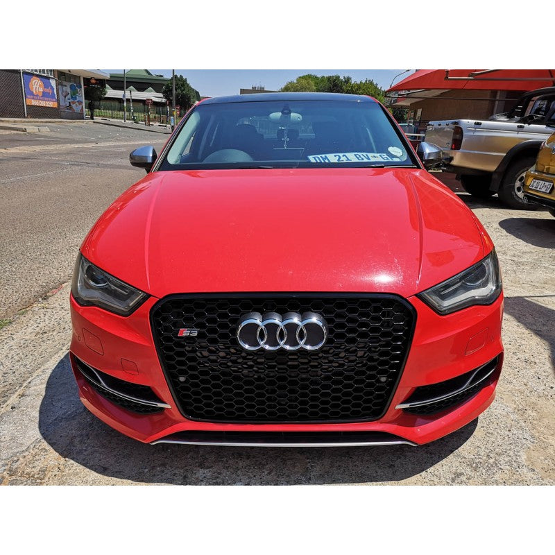 A3 8V1 13-16 RS style badgeless grille