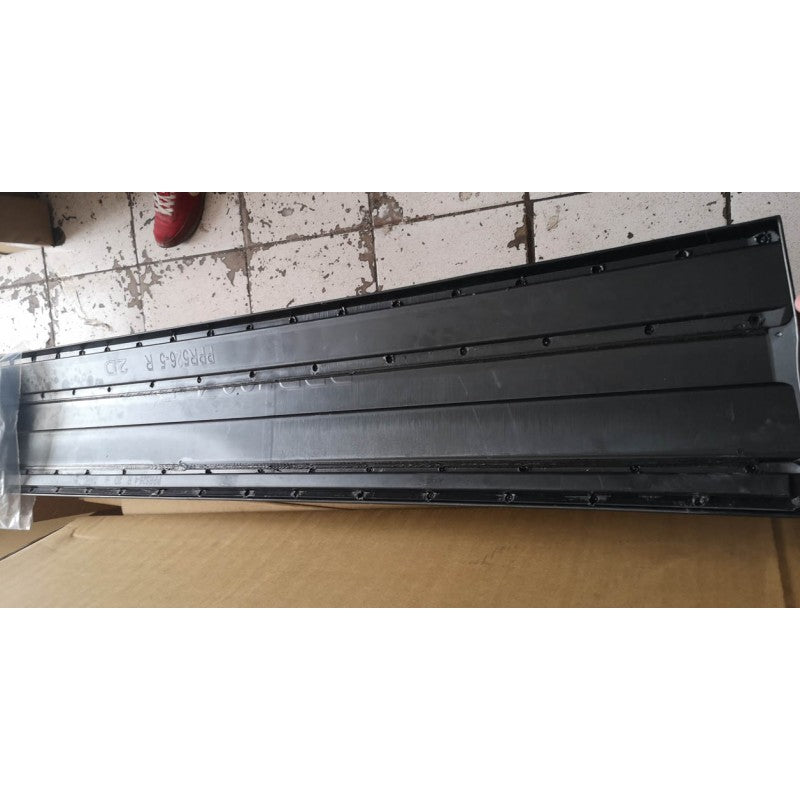 E30 2D fender door panel w/side skirts