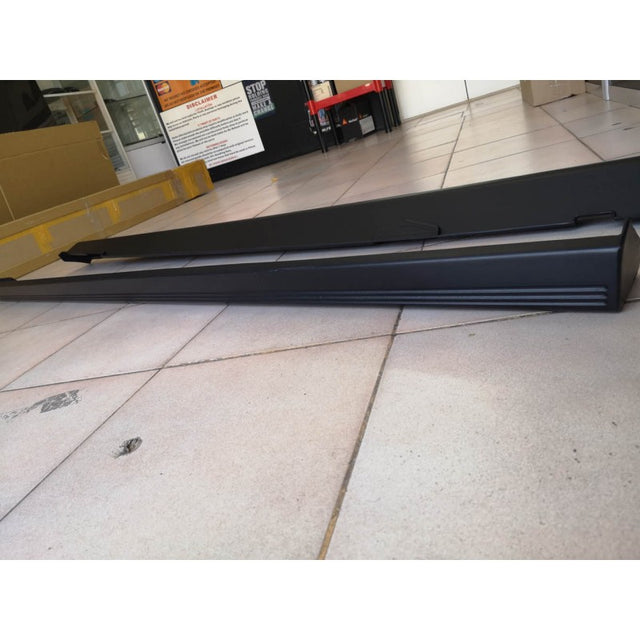 E30 Mtech 1 side skirt