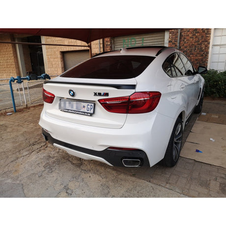 F16 X6 P style (OE) boot spoiler