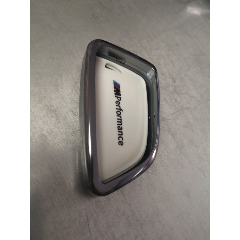 BMW G-Series magnetic key cover - white