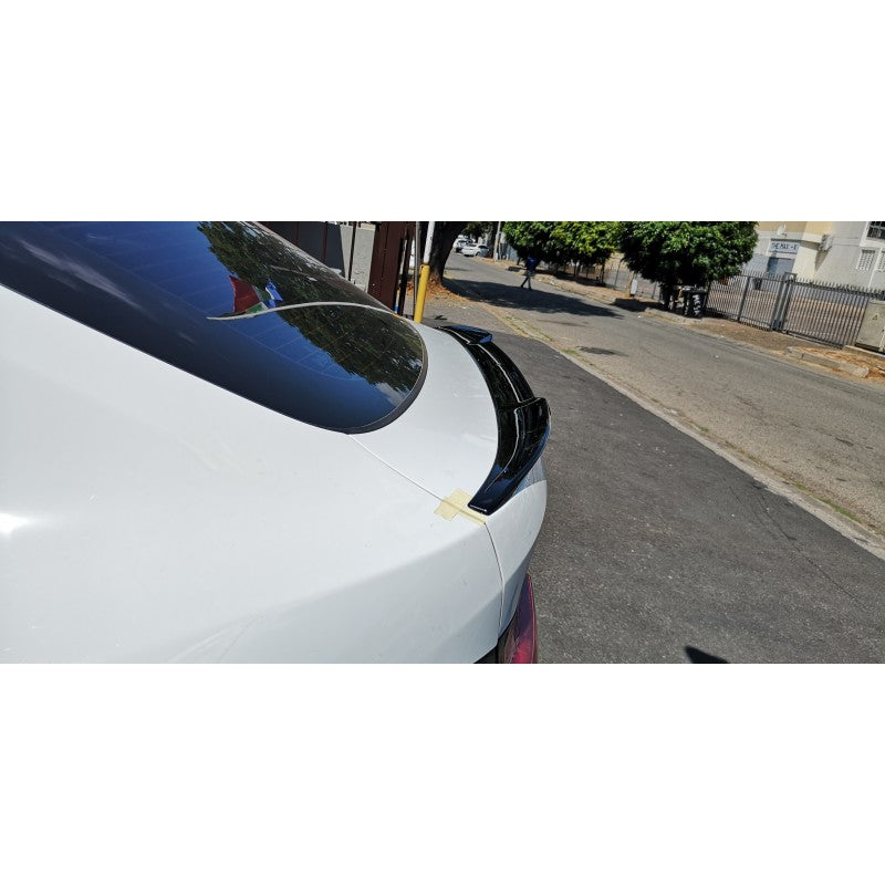 G02 X4 V1-style boot spoiler (ABS)