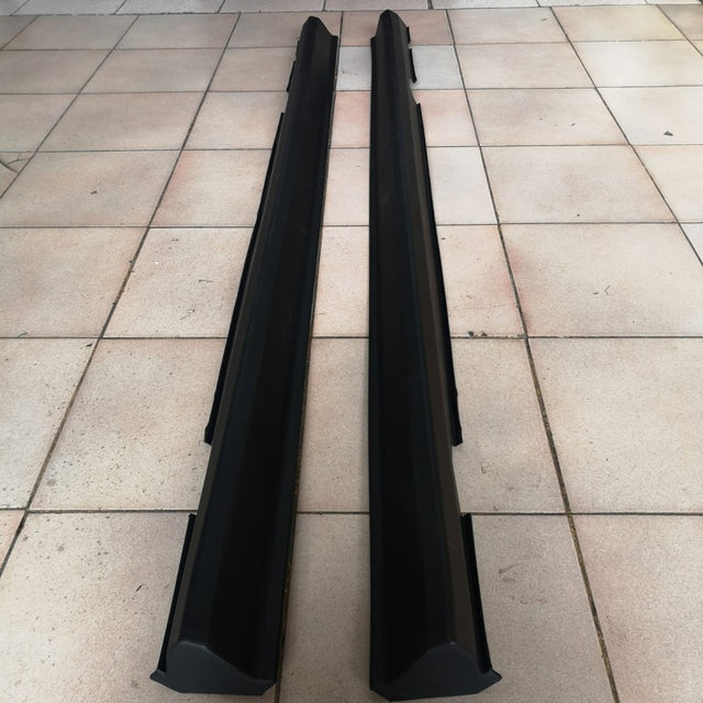 E30 Mtech-style side skirts (w/o panel version)