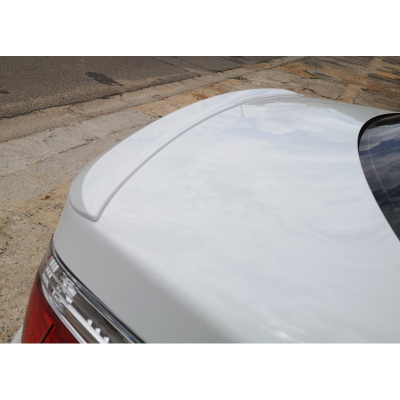 E60 M5 style boot spoiler
