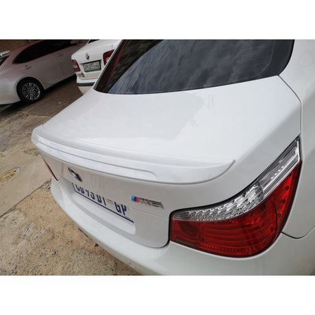 E60 M5 style boot spoiler