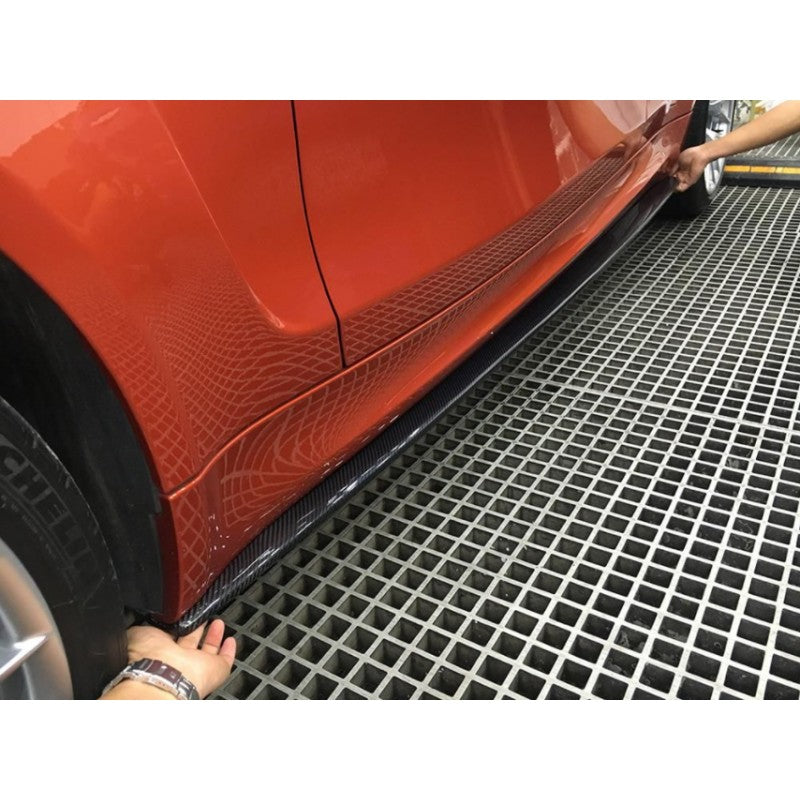 E82 1M RV style carbon fiber side skirt extension