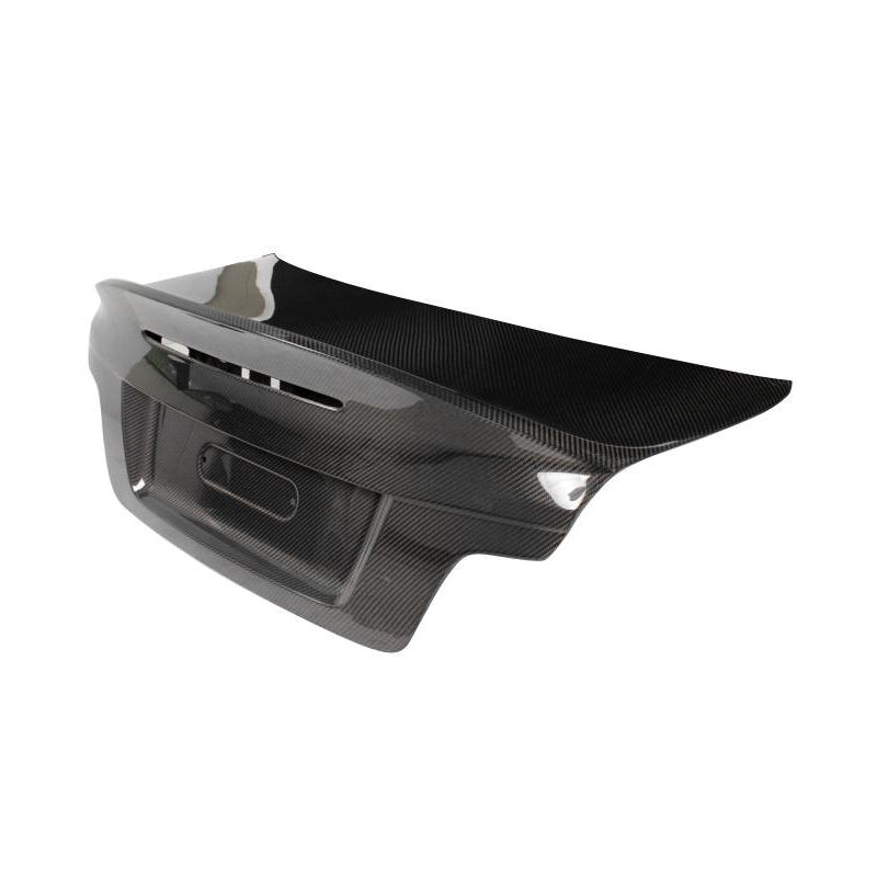 E82 CSL-style carbon fiber boot lid