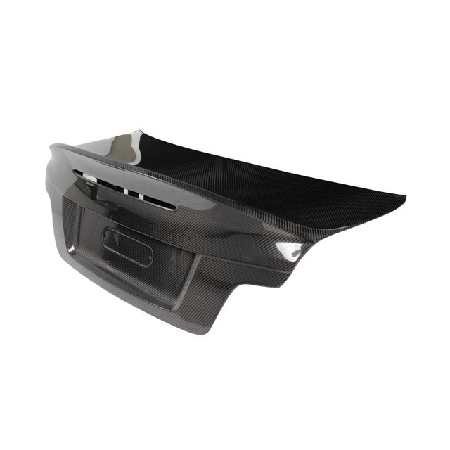 E82 CSL-style carbon fiber boot lid