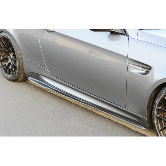 E92 M3 GTS-style carbon fiber side skirt