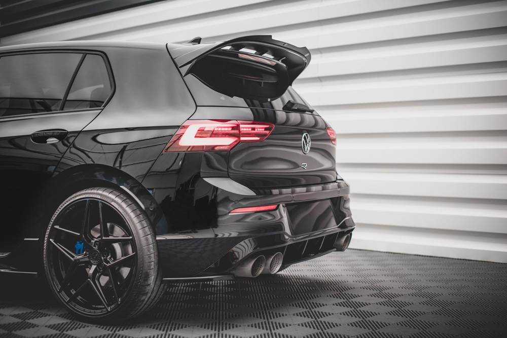 MAXTON DESIGN CENTRAL REAR SPLITTER FOR VOLKSWAGEN GOLF R MK8