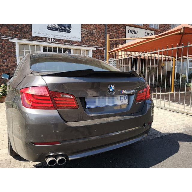 F10 M4 style gloss black boot spoiler