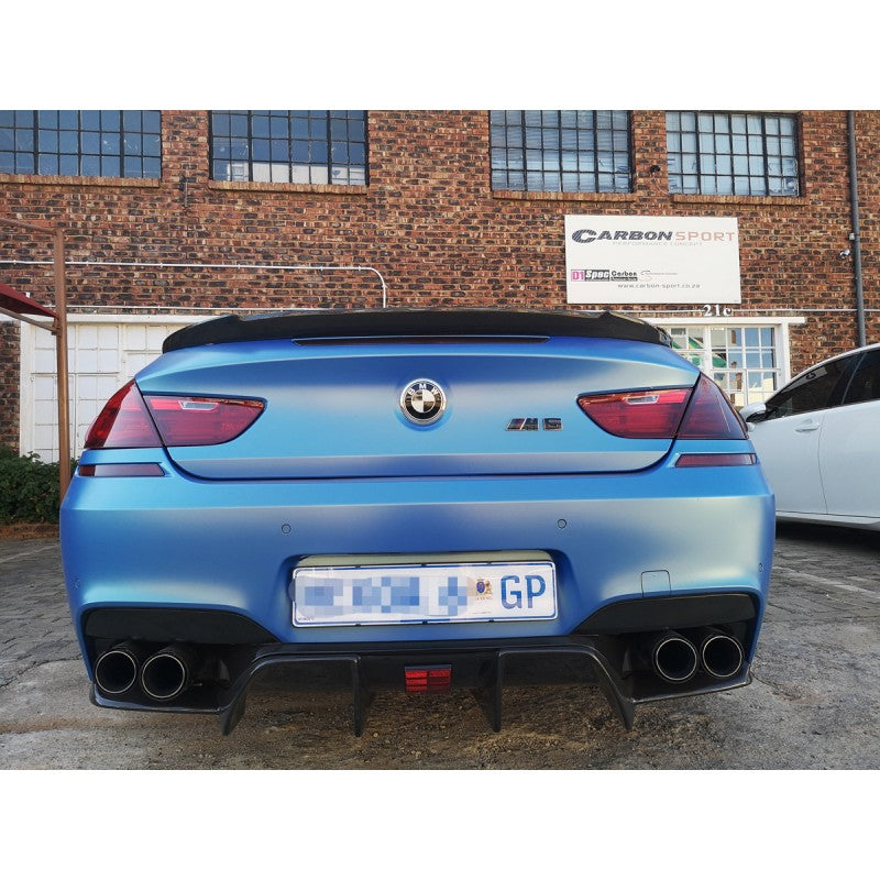 F12 F13 F06 M6 V style carbon rear diffuser