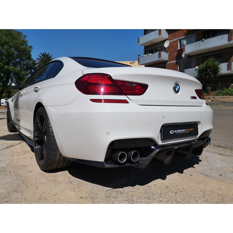 F12 F13 F06 M6 V style carbon rear diffuser