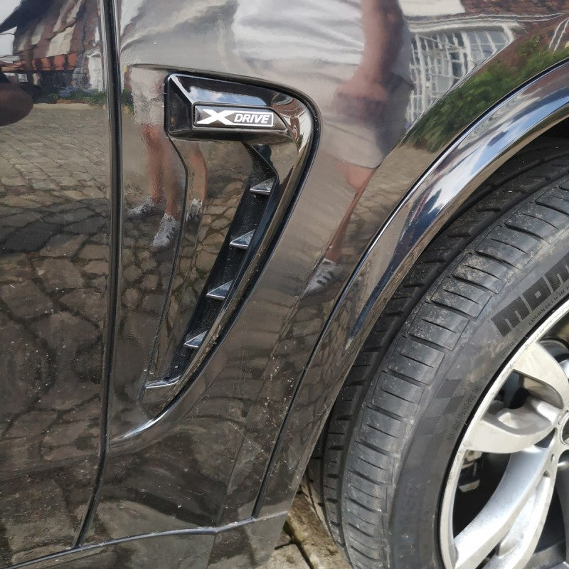 F15 Xdrive gloss black fender vent