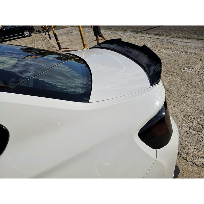 F22 F87 PSM-style carbon fiber boot spoiler