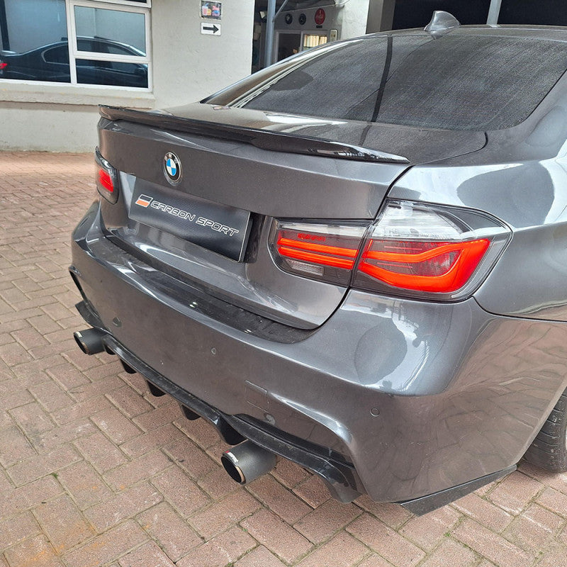 F30 LCI facelift tail light