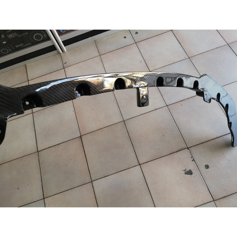 F80 M3 / F82 M4 CS style carbon fiber front lip