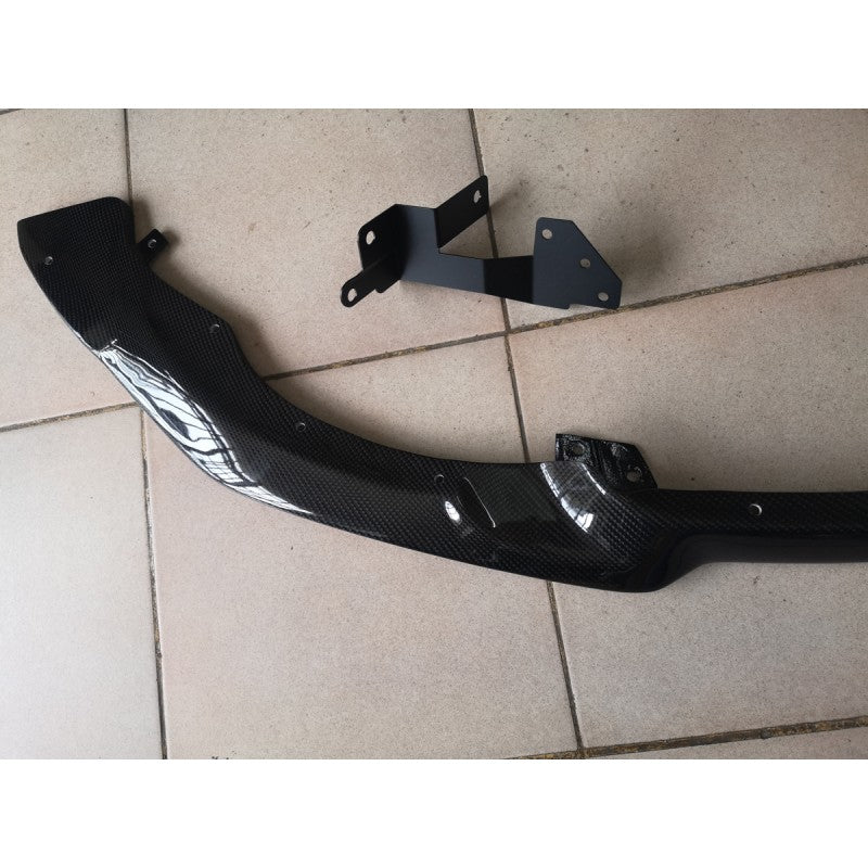 F80 M3 / F82 M4 CS style carbon fiber front lip