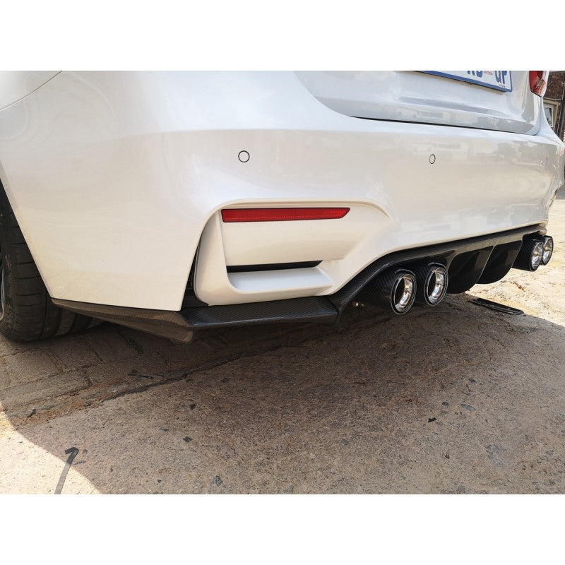 F80 M3 / F82 M4 V style carbon rear diffuser