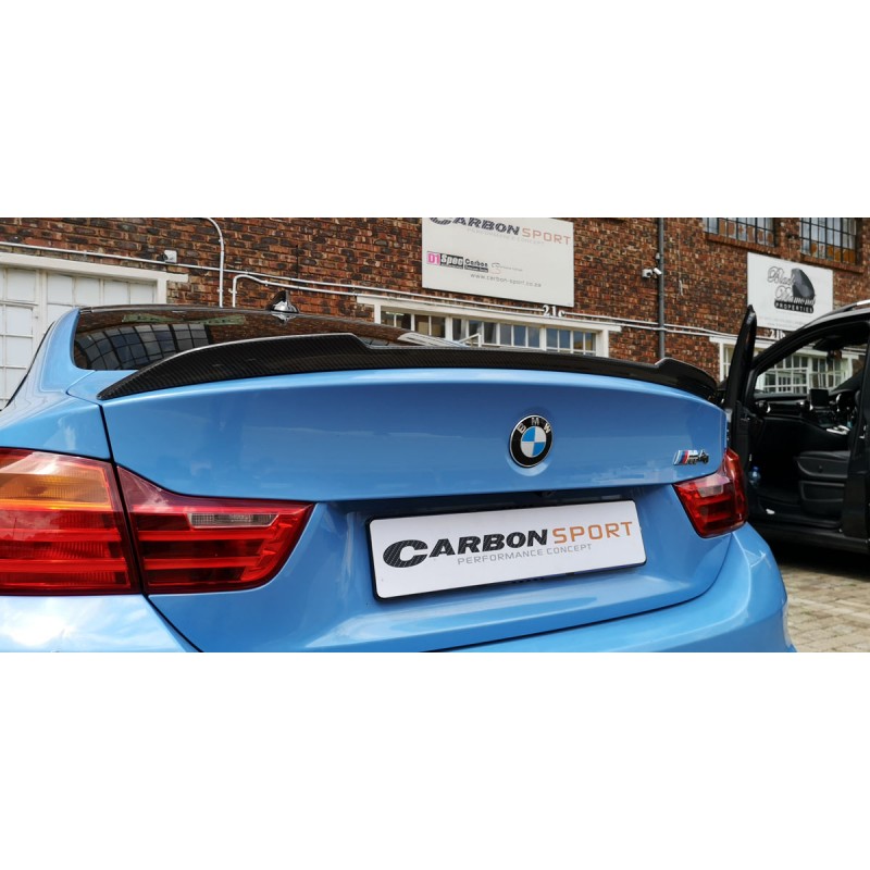 F82 M4 CS style carbon fiber boot spoiler