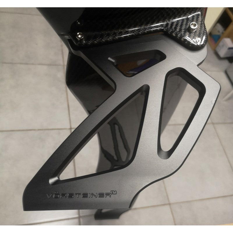 F82 M4 V style carbon fiber GT wing