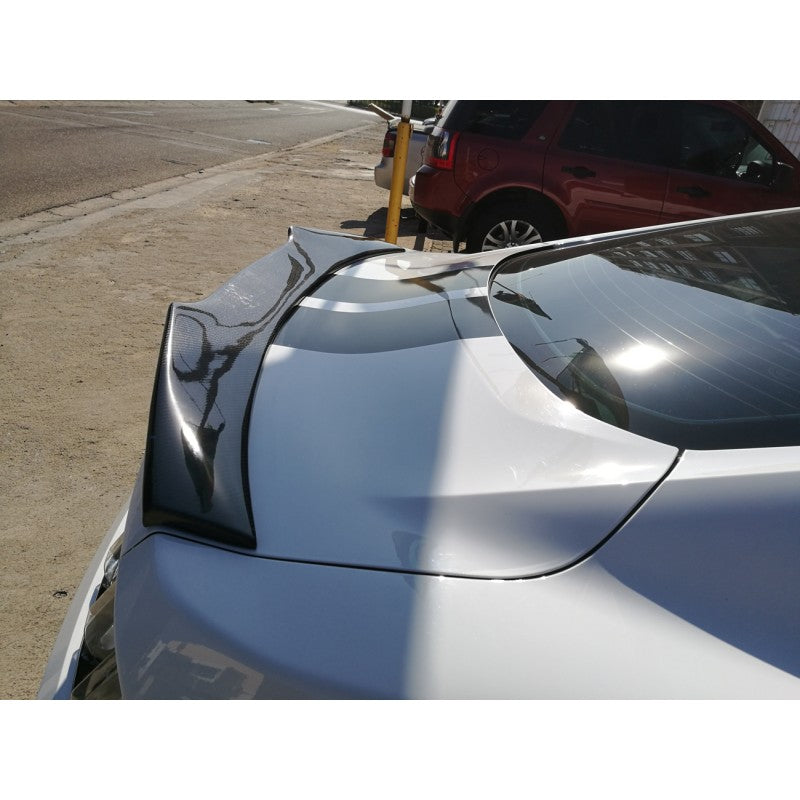Ford Mustang 2015+ V style Carbon fiber boot spoiler
