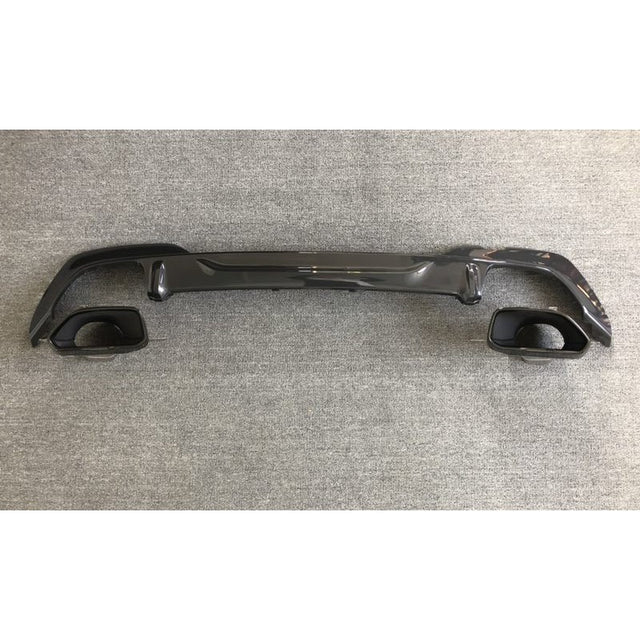 G20 340i MP style rear diffuser w/tailpipe