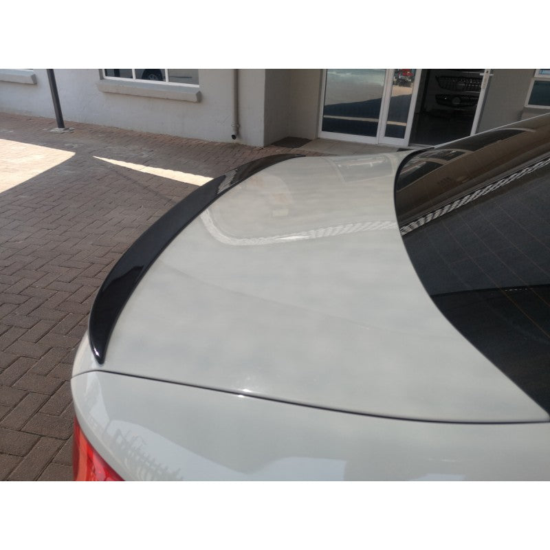 G30 M5 style boot spoiler