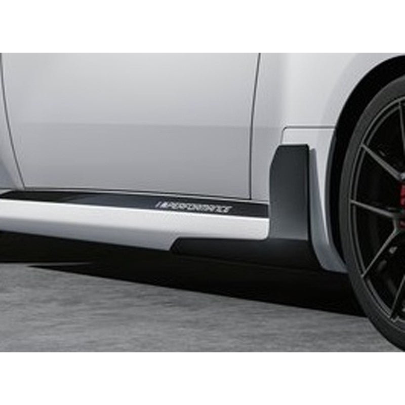 G87 M2 MP style carbon fiber side skirt