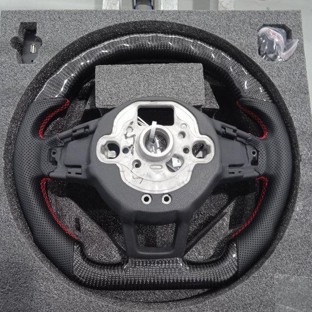 Golf 7 OHC LED carbon fiber steering wheel