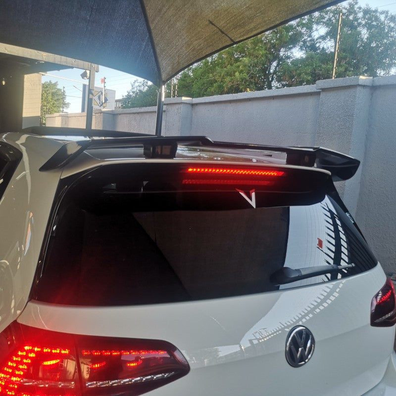 Golf 7 Razor style roof spoiler