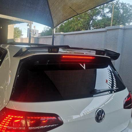 Golf 7 Razor style roof spoiler
