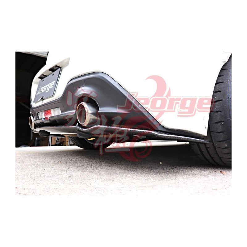 GR86 22+ GR-style carbon fiber rear diffuser