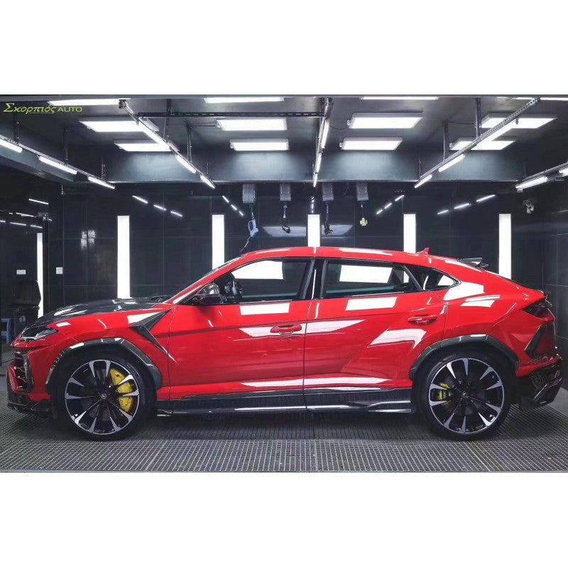 Lamborghini Urus carbon fiber wide bodykit