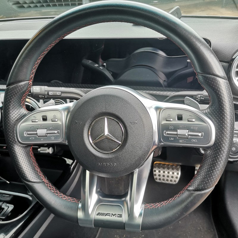 Mercedes Benz 19+ AMG steering trim (black)
