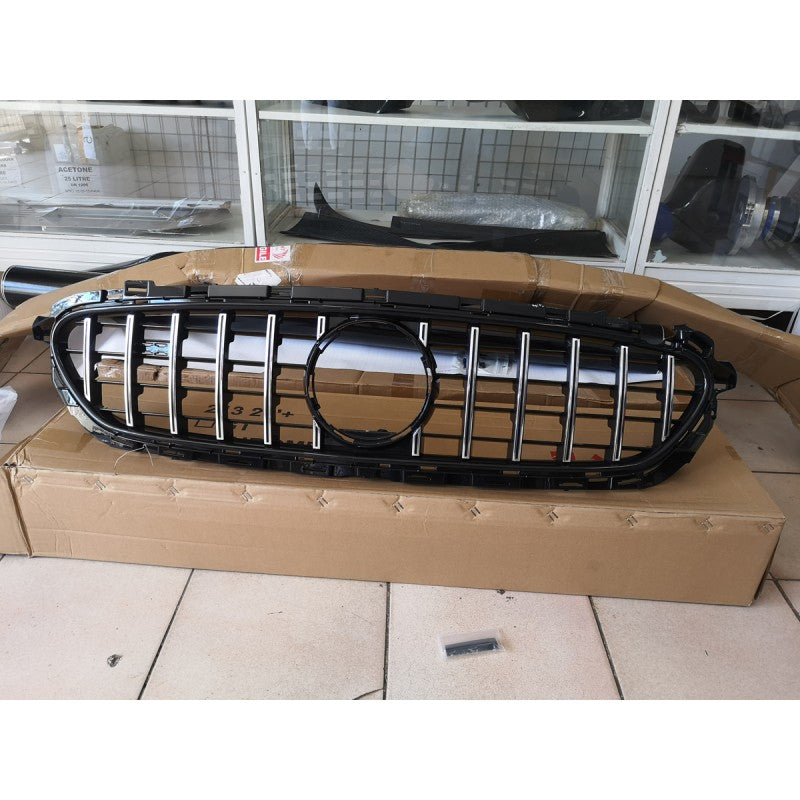 W213 21+ E-class GT grille