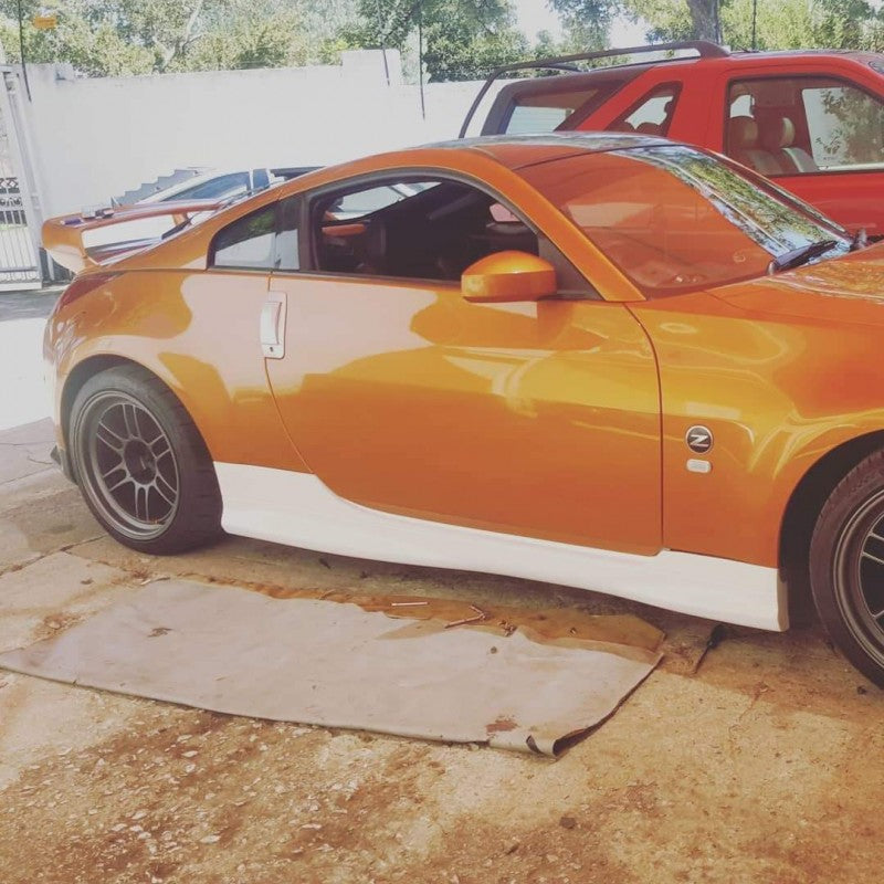 Nissan 350Z Nismo style side skirt