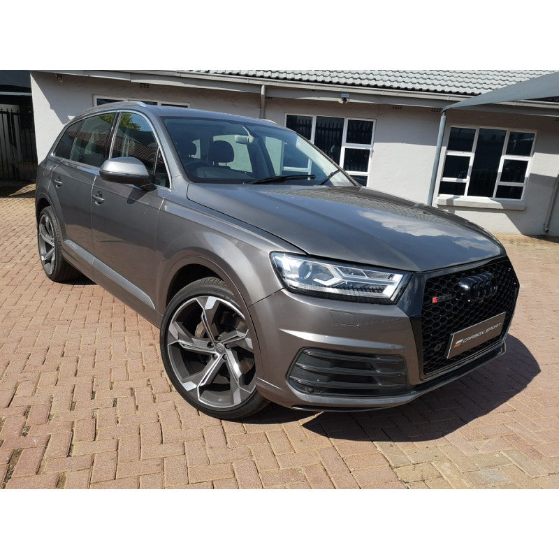 Q7 15+ RS grille