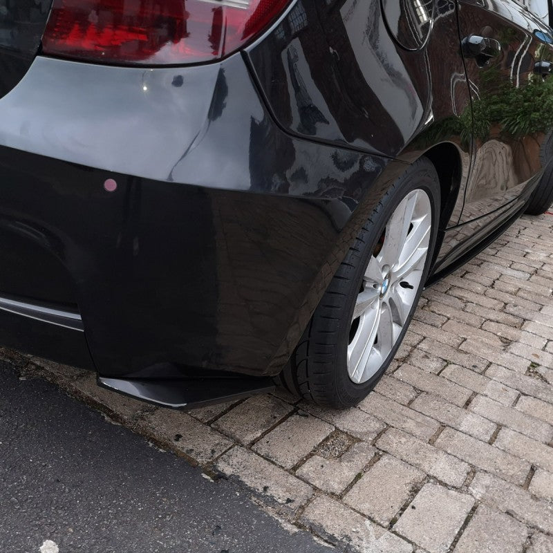 Universal rear bumper splitter