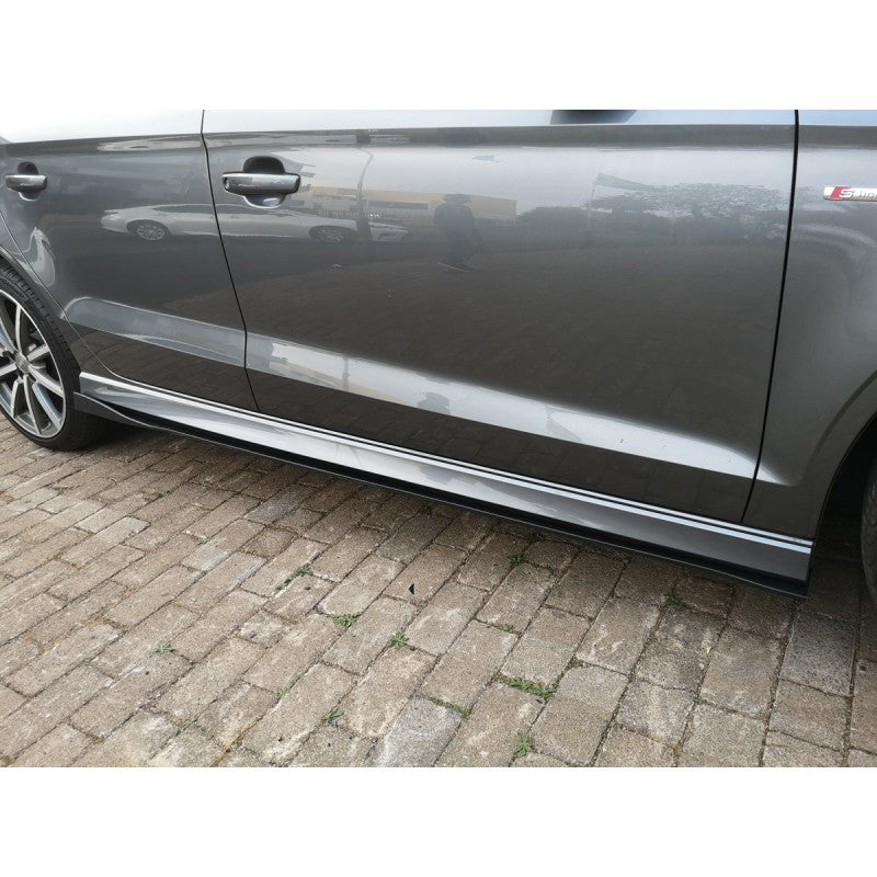 Universal side skirt extension (w/wing matt black)